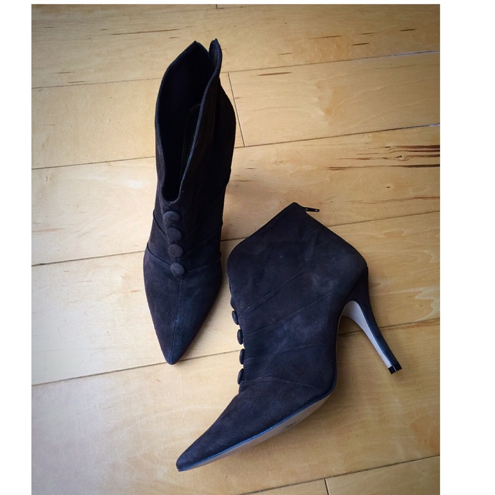 Nicole Miller brown boots suede 9